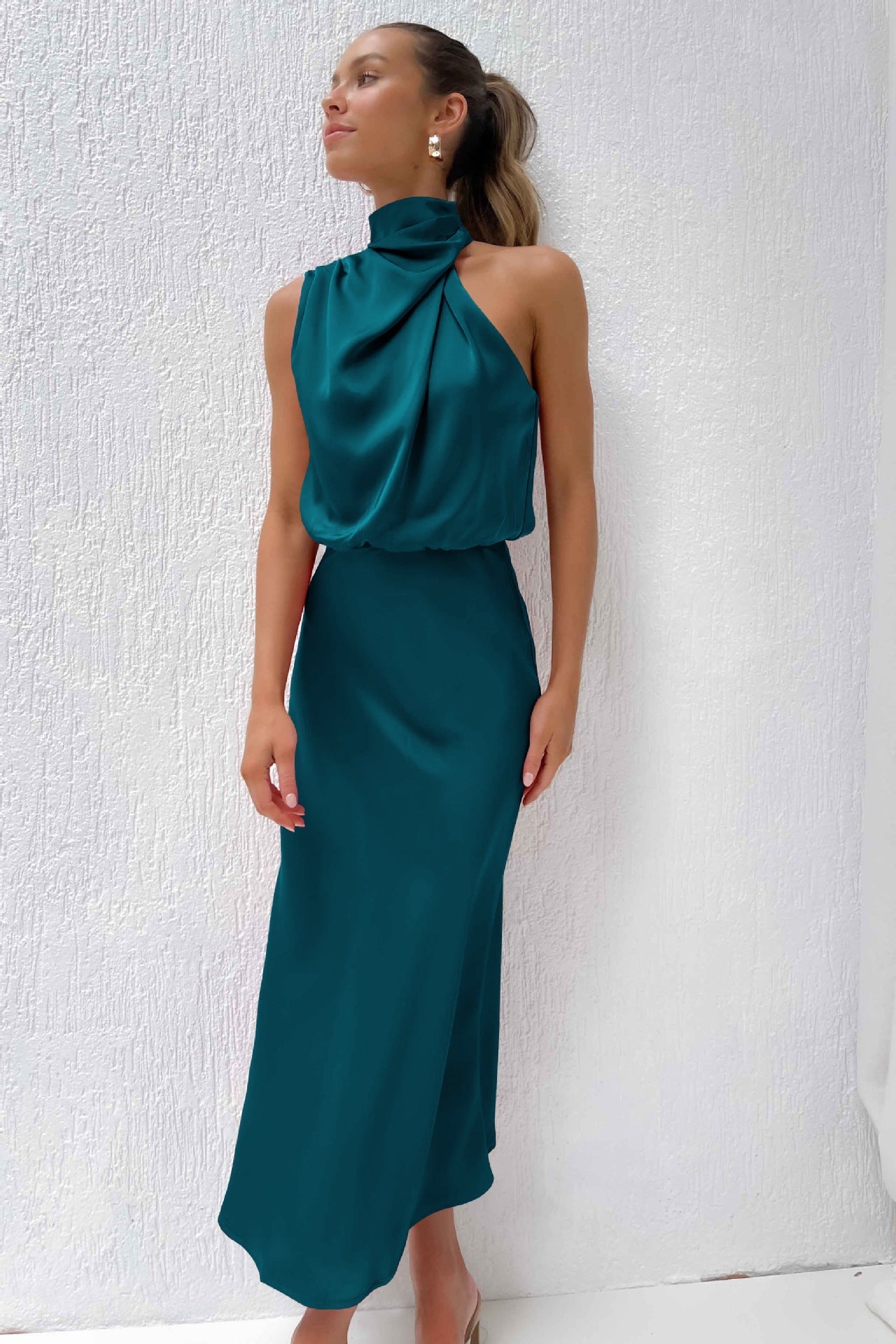 Elise | Vestido Halter de Satén Elegante – Gracioso y Chic