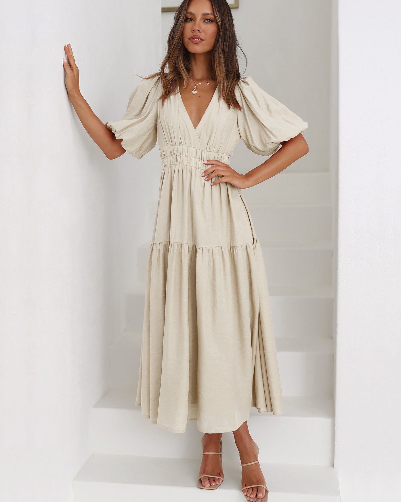 Vestido Ella Escote en V Mangas Abullonadas