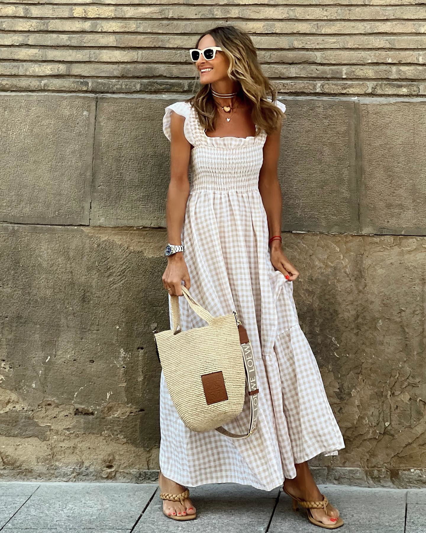 AURORA – VESTIDO MAXI CON VOLANTES Y MANGAS RIZADAS
