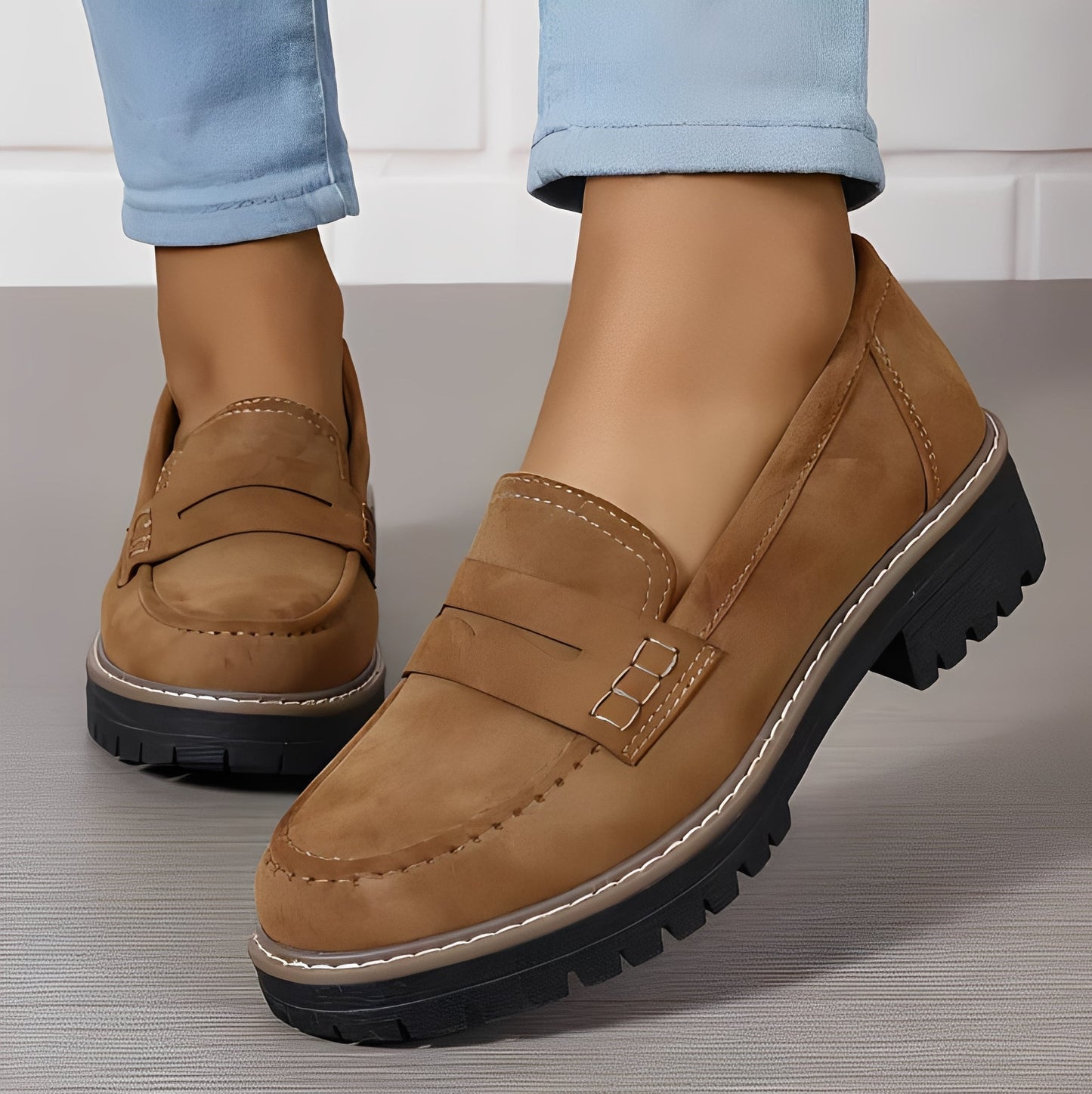 Elise - Elegantes mocasines con plataforma mate para mujer