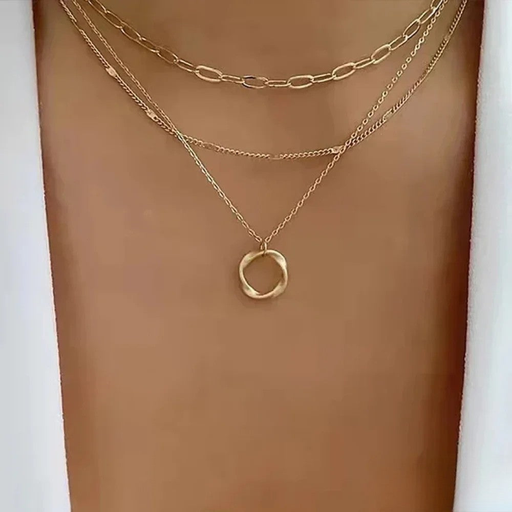 Avine – Collana retro en oro