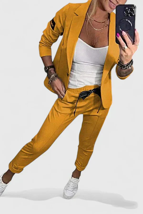 LIZA – CONJUNTO DE DOS PIEZAS A MEDIDA