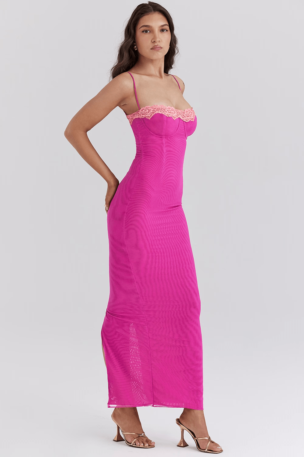 Fay | Vestido Maxi de Encaje con Abertura