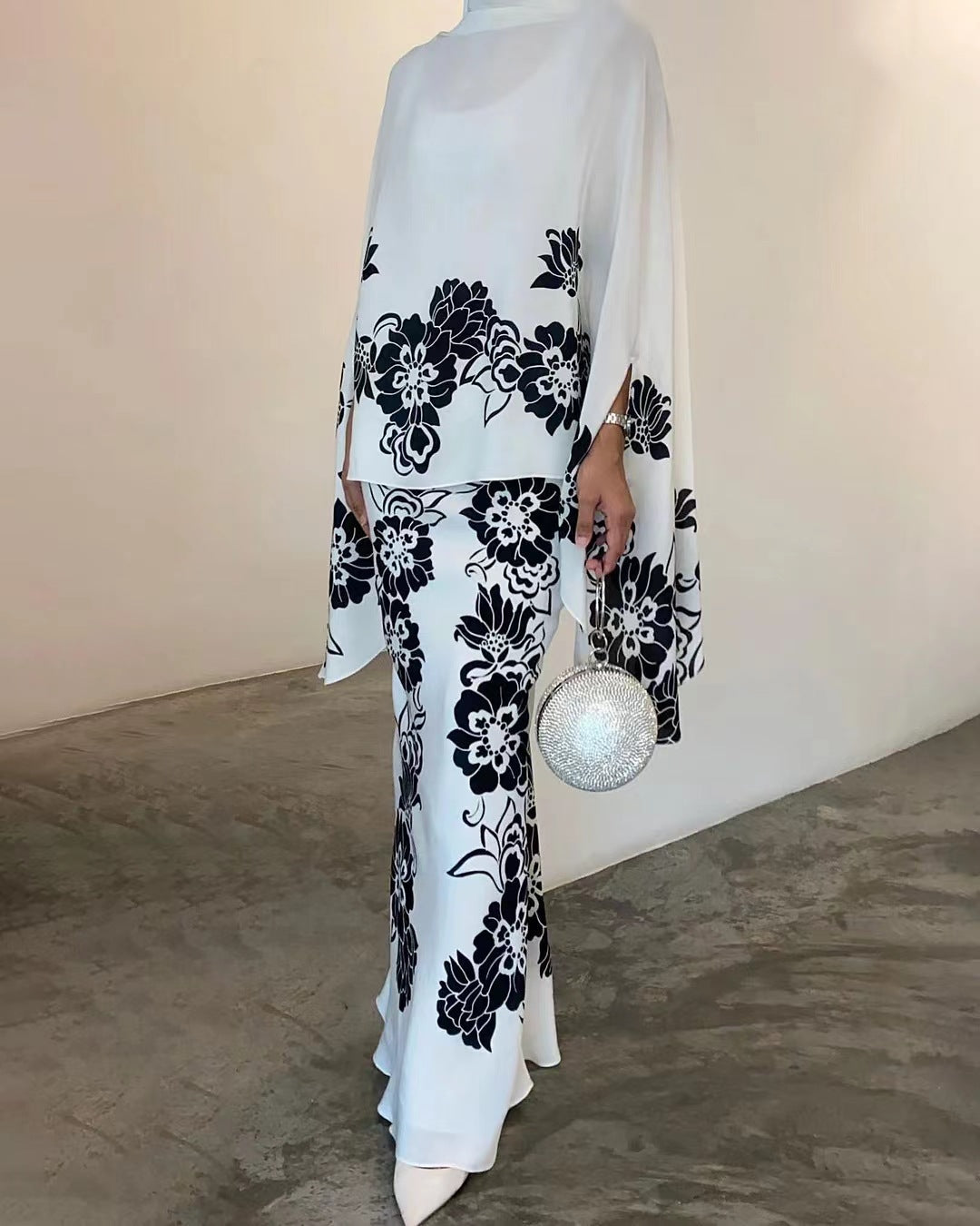 ALTHEA – TRAJE SUELTO IMPRESO Y ESTILOSO