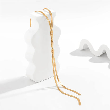 Flaira – Collar ajustable en oro con diseño de serpiente
