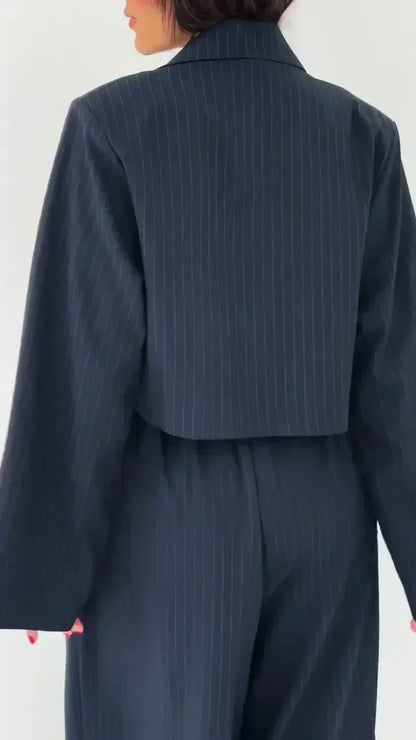 Aritzia | Conjunto Bustier de Mujer + Chaqueta – Estilo Elegante y Trendy