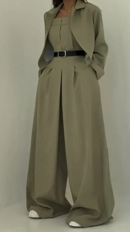 Aritzia | Conjunto Bustier de Mujer + Chaqueta – Estilo Elegante y Trendy