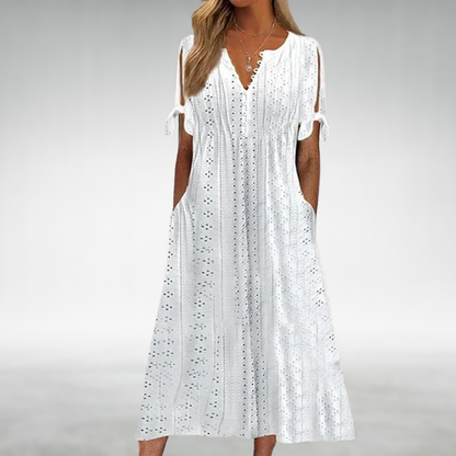 NATALIE – VESTIDO DE VERANO AZUL CLARO CON OJAL