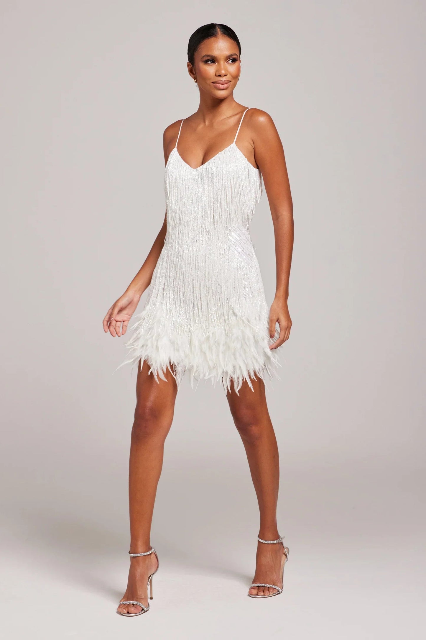 ALEXIS – VESTIDO DE FIESTA MODERNO CON PLUMAS PARA SALIDAS NOCTURNAS