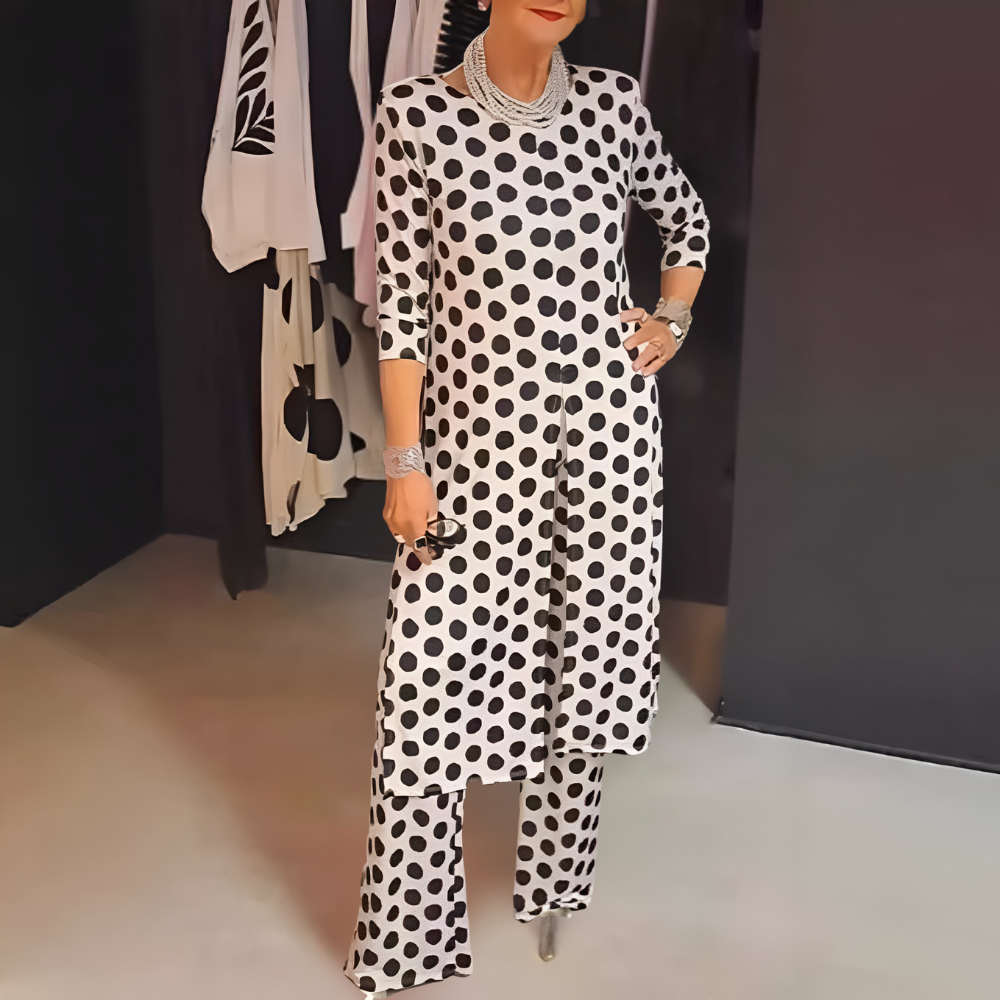 Marcella - Conjunto Chic de Lunares