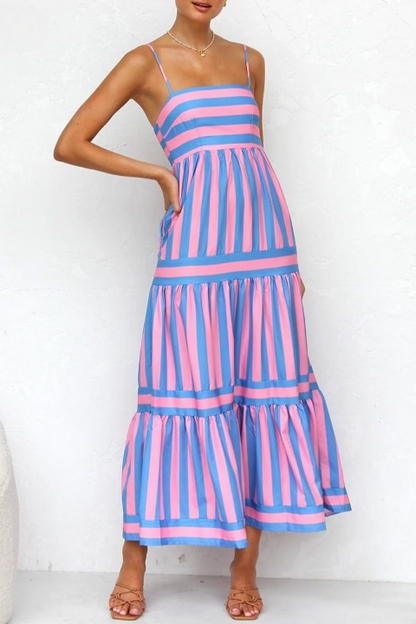 El Vestido Midi Rayado Atemporal