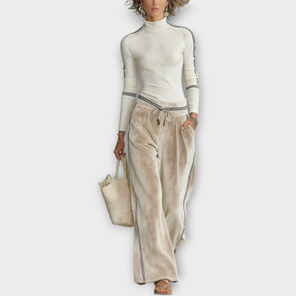 Conjunto de Top de Punto con Borde en Contraste y Pantalones Lounge de Velour