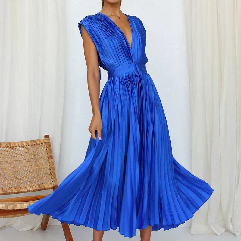 Adele - Vestido maxi con escote en V y pliegues