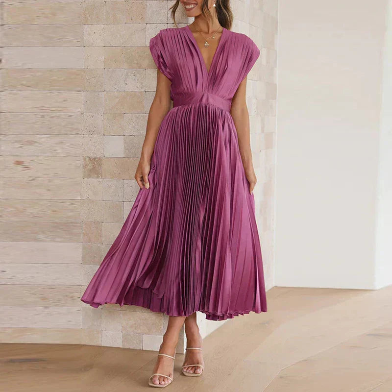 Adele - Vestido maxi con escote en V y pliegues