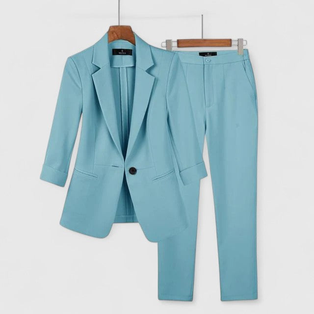 Briletta - Blazer y Pantalón Sofisticados