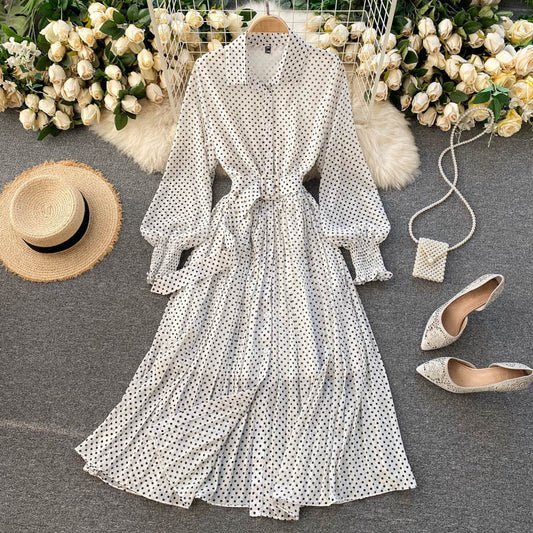 Vestido Plisado de Chifón con Lunares