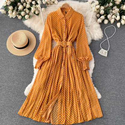Vestido Plisado de Chiffon con Lunares