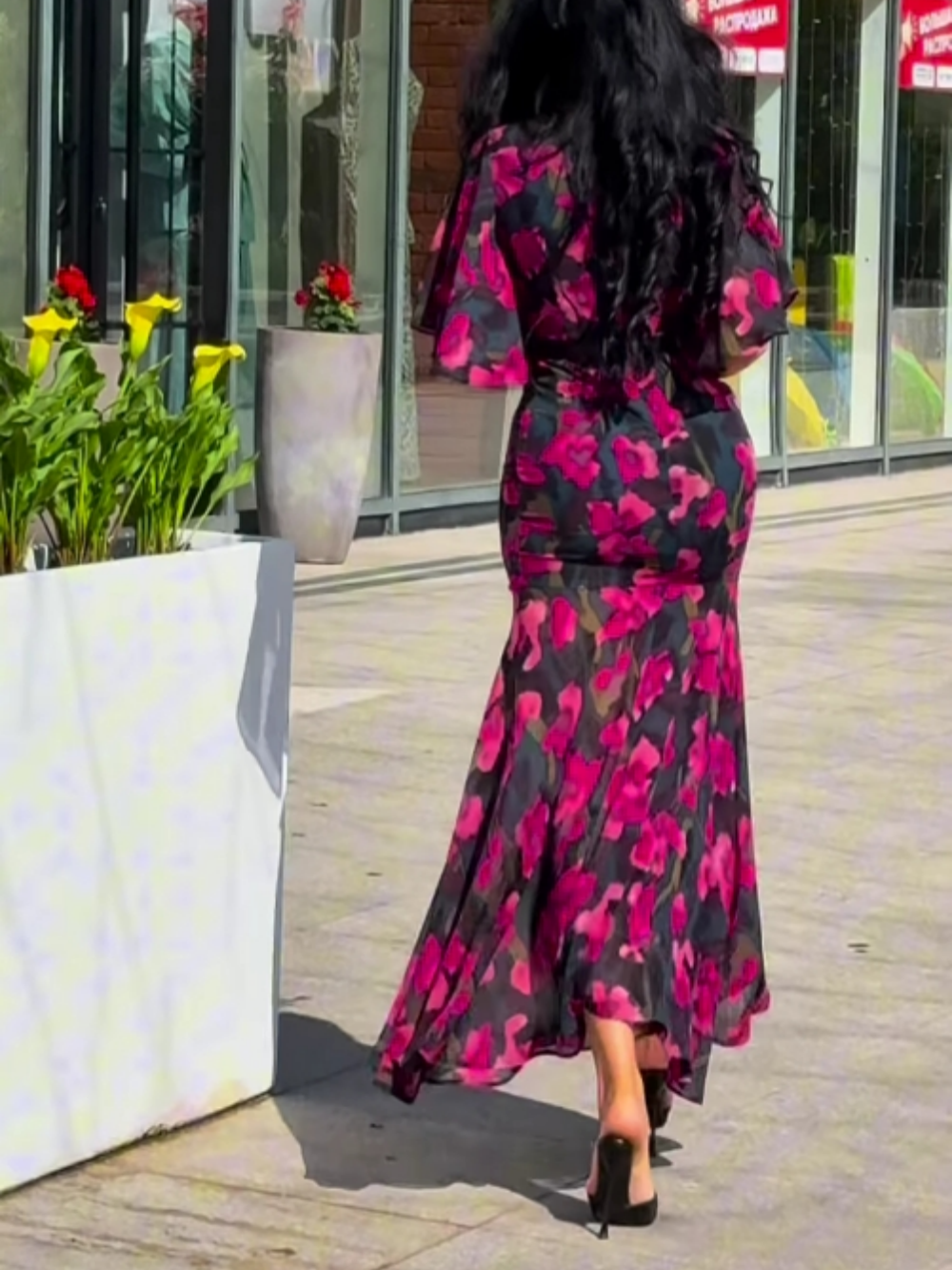 VIVIANA – VESTIDO MAXI ENVOLVENTE DE ELEGANCIA FLORAL