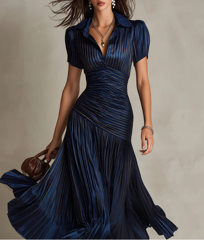 Adria | Vestido midi de satén con diseño de rayas vintage