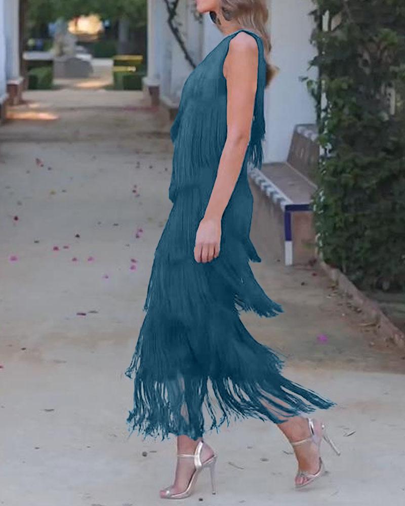 Vestido elegante de flecos Maya con hombros al descubierto