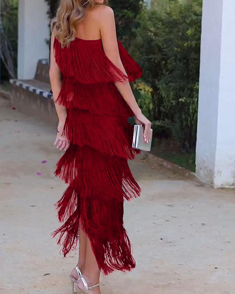 Vestido de flecos elegante Maya con hombros al aire