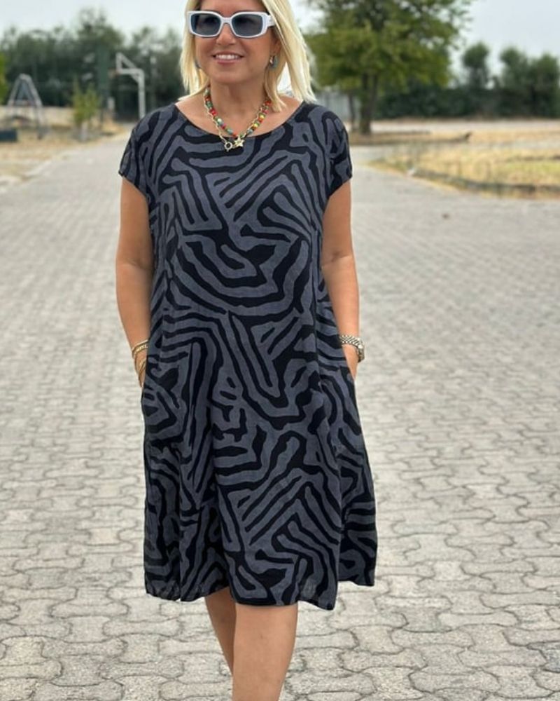 Vestido de verano con cuello redondo - Elegancia atemporal