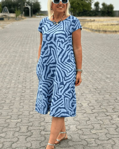 Vestido de verano con cuello redondo - Elegancia atemporal