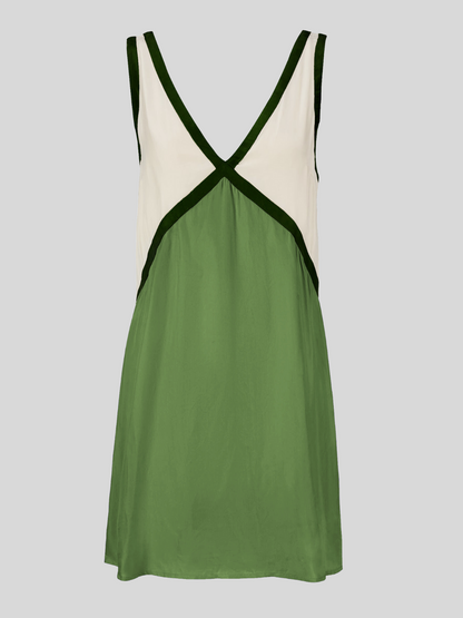 Sorrell - Vestido Mini Sin Mangas con Escote en V y Color Contrastante
