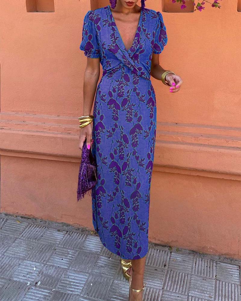 Aria™ - Elegante vestido de escote en V profundo con patrón de hojas
