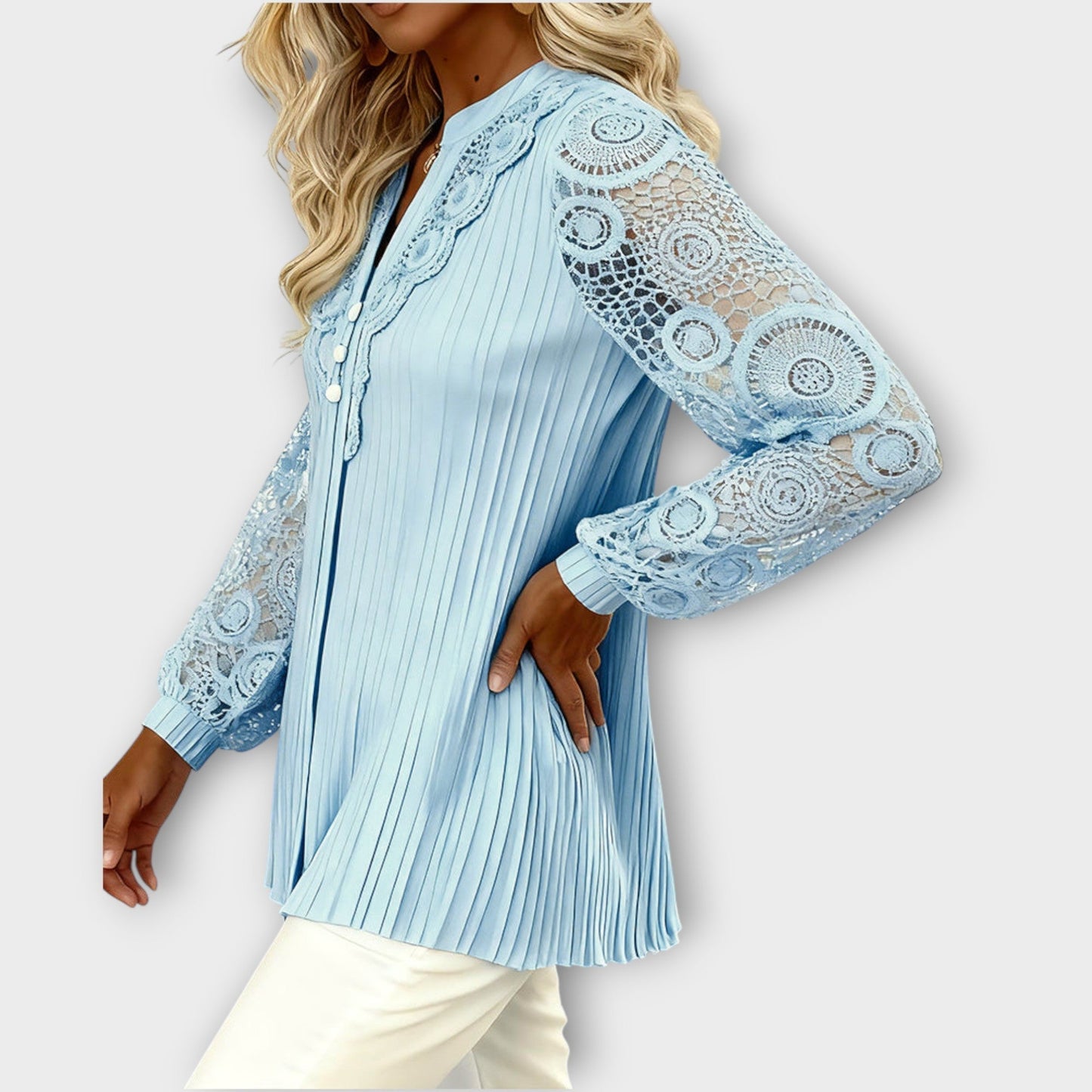 Blusa Plisada con Mangas de Encaje Elegante
