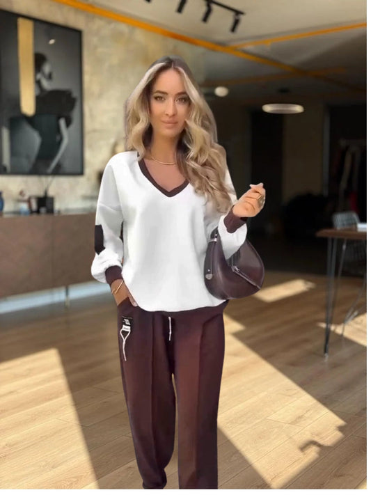 ALINA – CONJUNTO COMPLETO BICOLOR CON ESCOTE EN V SUAVE