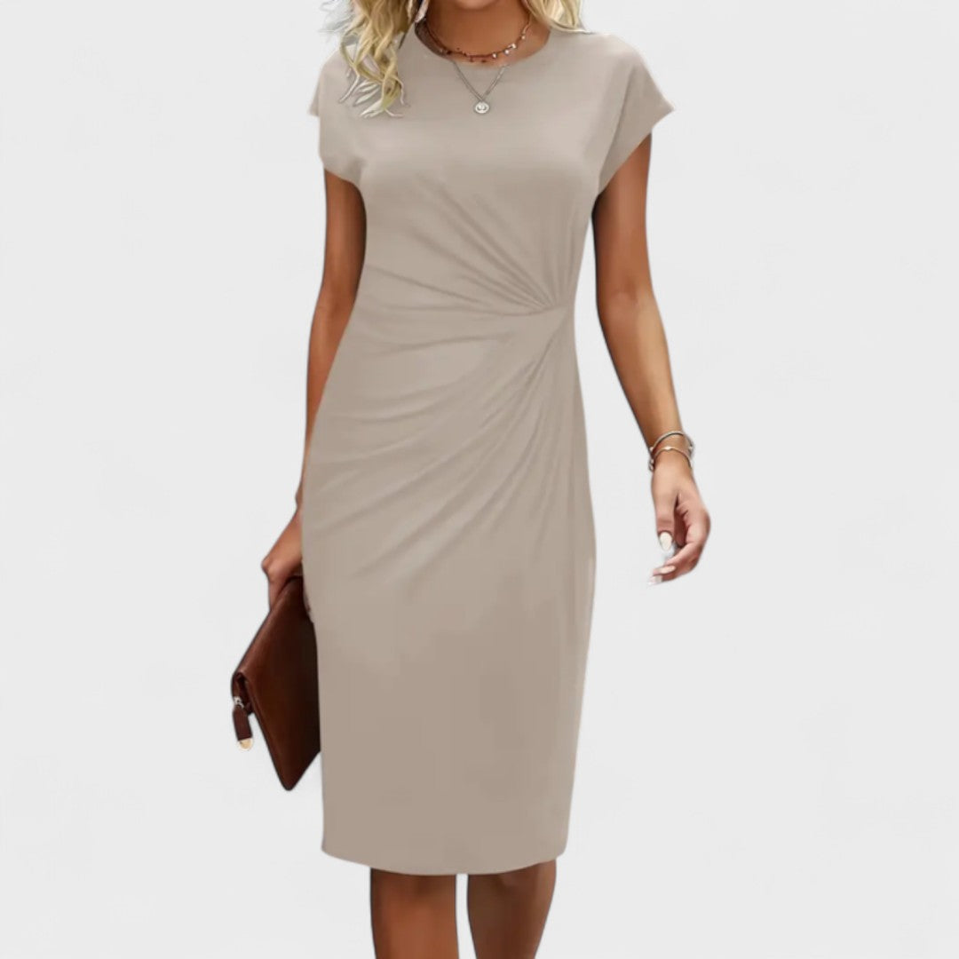 AMANDA – VESTIDO DE ELEGANCIA ESCULPIDA