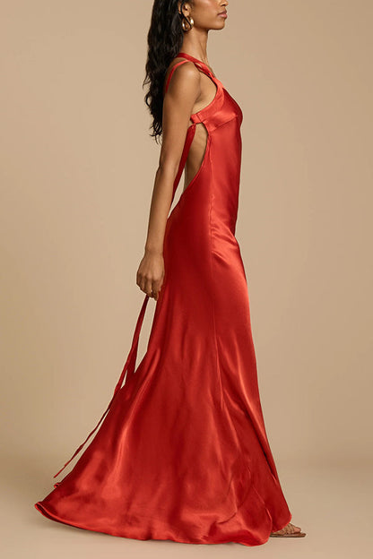 Vestido maxi satinado asimétrico