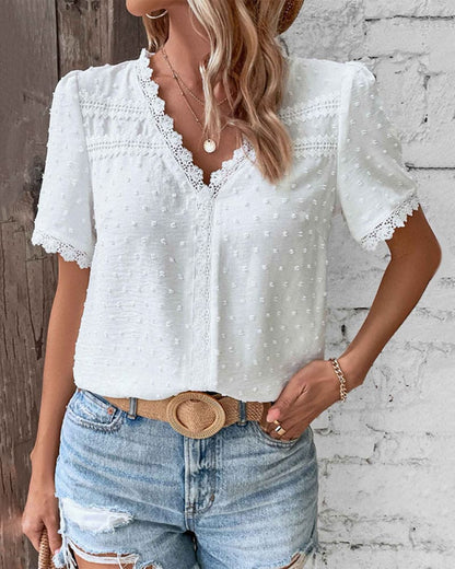 ZOE | Blusa de Encaje con Mangas Cortas y Escote en V