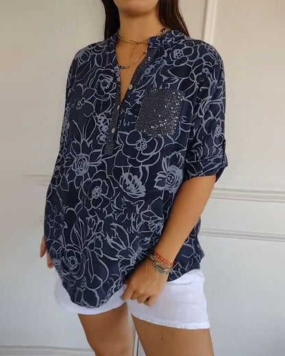 Blusa Estampada Abotonada con Cuello en V