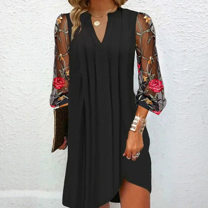 JANE – VESTIDO NEGRO ELEGANTE CON MANGAS TRANSPARENTES BORDADAS
