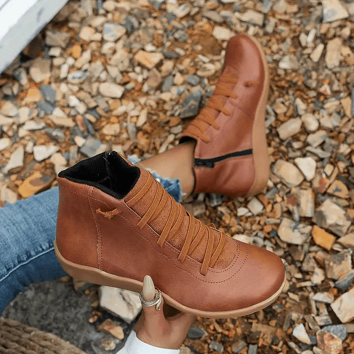 Aryanna - Botines elegantes de ante