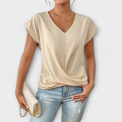 Carlinda | Top Elegante con Escote en V