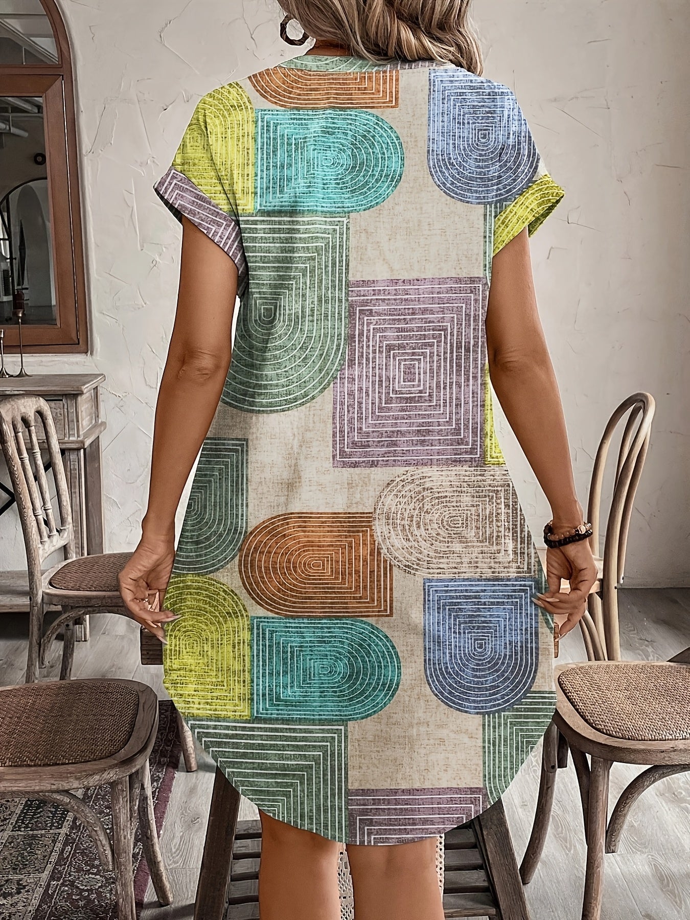 Mira | Vestido de Verano Geométrico con Escote en V