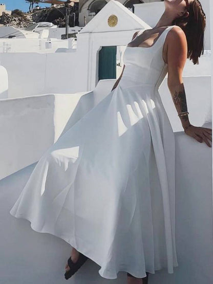 Elara | Vestido Midi de Cuello Cuadrado Elegante