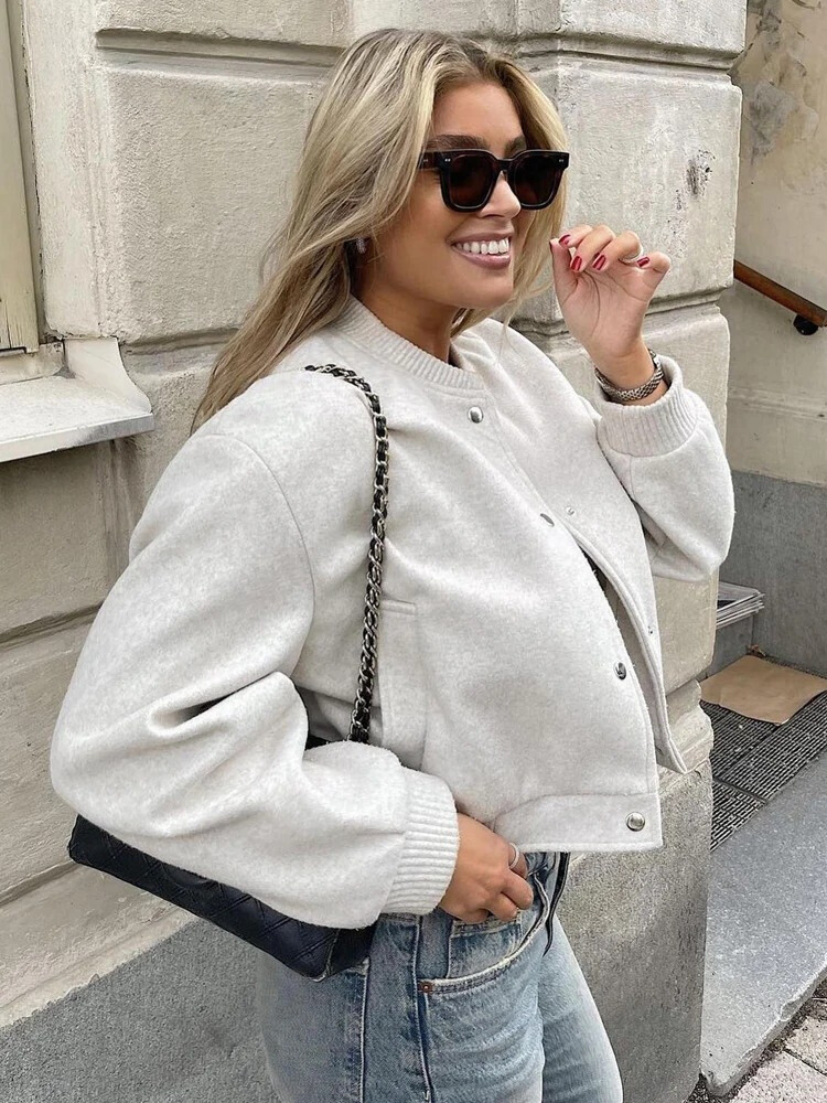 BEAU | Chaqueta Bomber Cortada para Mujeres