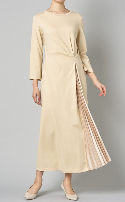 Vestido de Punto con Pliegues Laterales