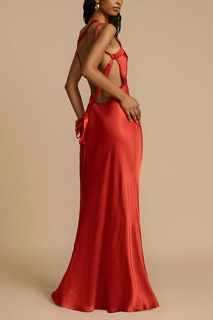 Vestido maxi satinado asimétrico