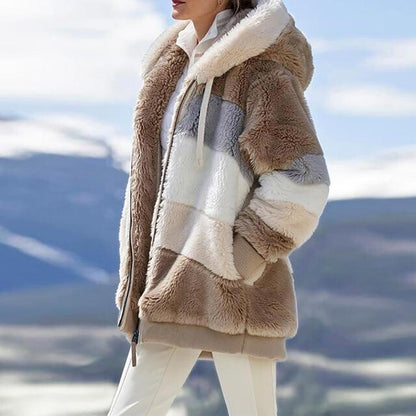KAREN | Abrigo con Capucha Oversized de Piel Sintética y Cálido