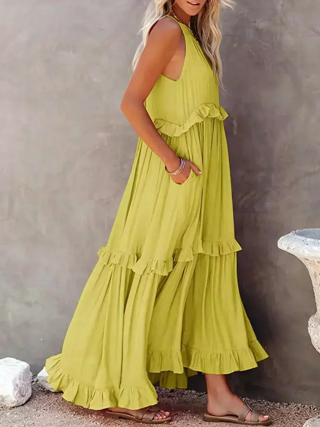 Ilona - Vestido Halter con Volantes y Bolsillos Maxi