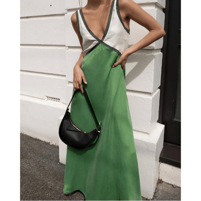 RENATA | VESTIDO CON ESCOTE EN V