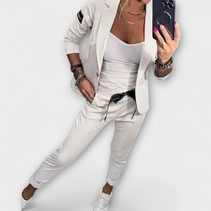 Vionne | Conjunto Elegante de Top, Chaqueta y Pantalones