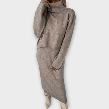 El Conjunto de Suéter y Falda Luxe Knit