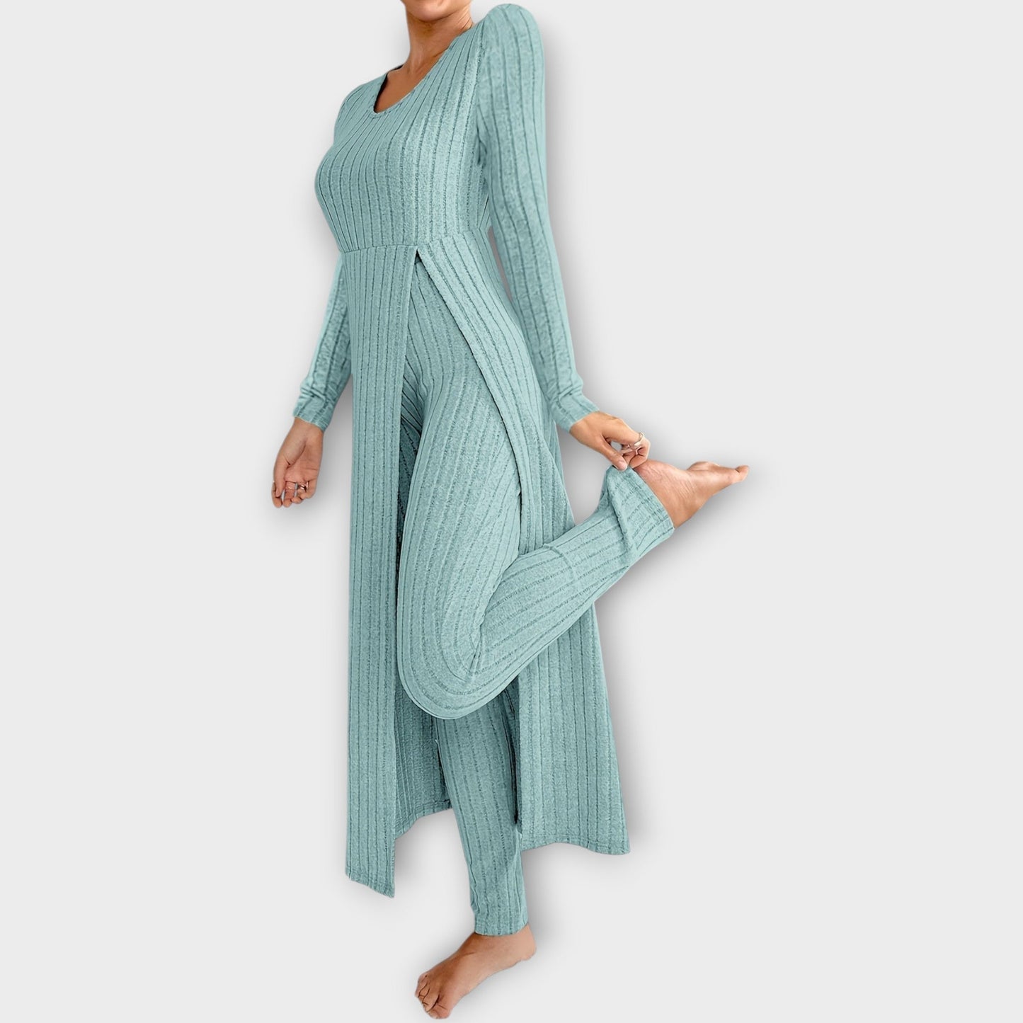 Conjunto de Lounge de Tejido Acanalado con Túnica Dividida