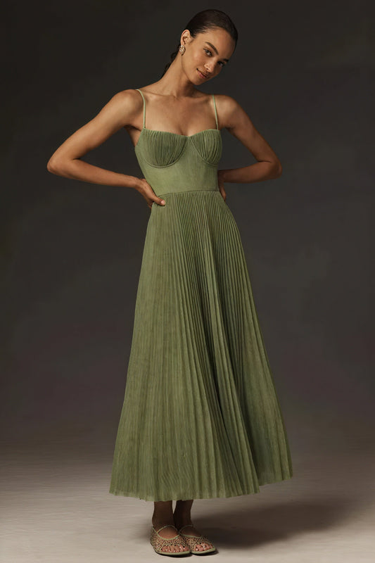 Vestido Midi: Elegancia Refinada para Ocasiones Especiales
